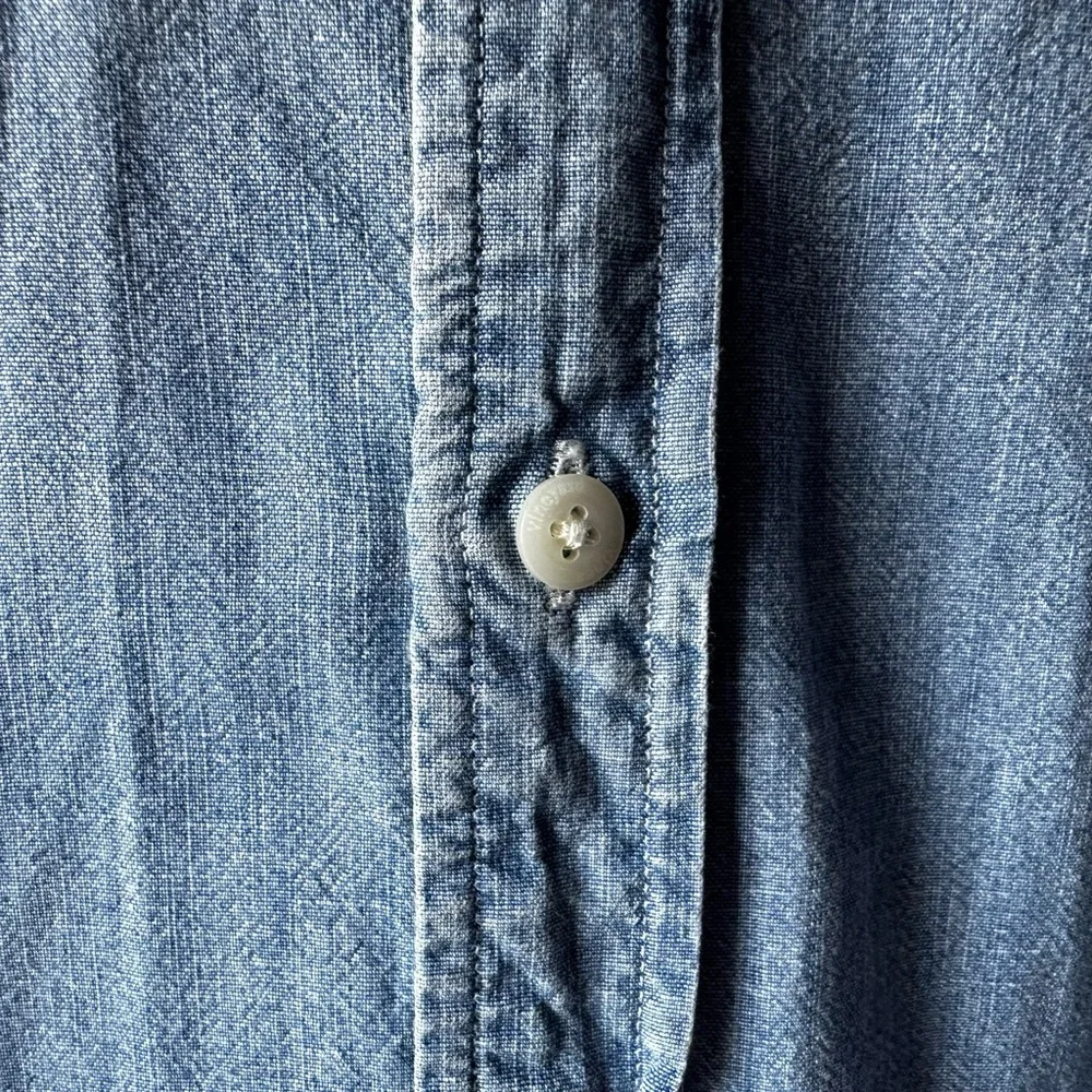 Vineyard Vines Blue Denim Classic Fit Murray Shirt Size M - Picture 7 of 14